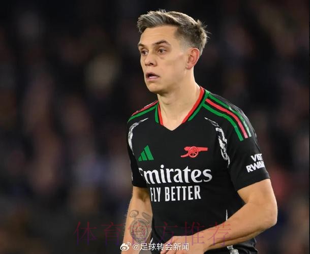 罗马诺确认津琴科中止诺丁汉森林租借转投阿贾克斯 罗马诺确认津琴科中止诺丁汉森林租借转投阿贾克斯